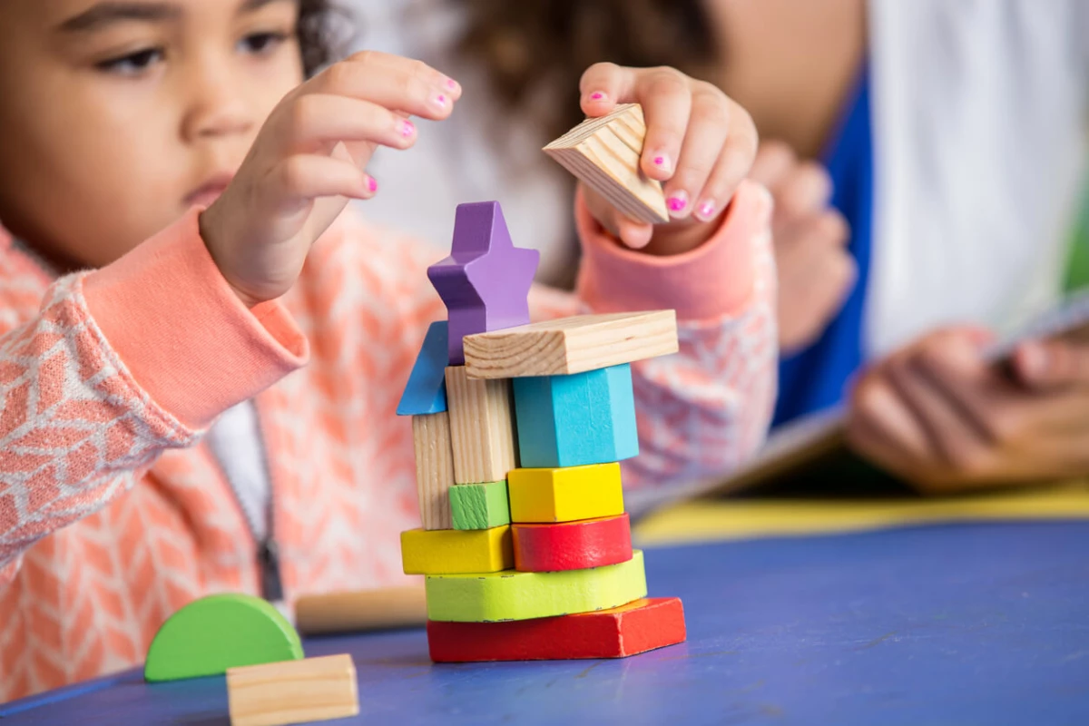toddlerwithblocks